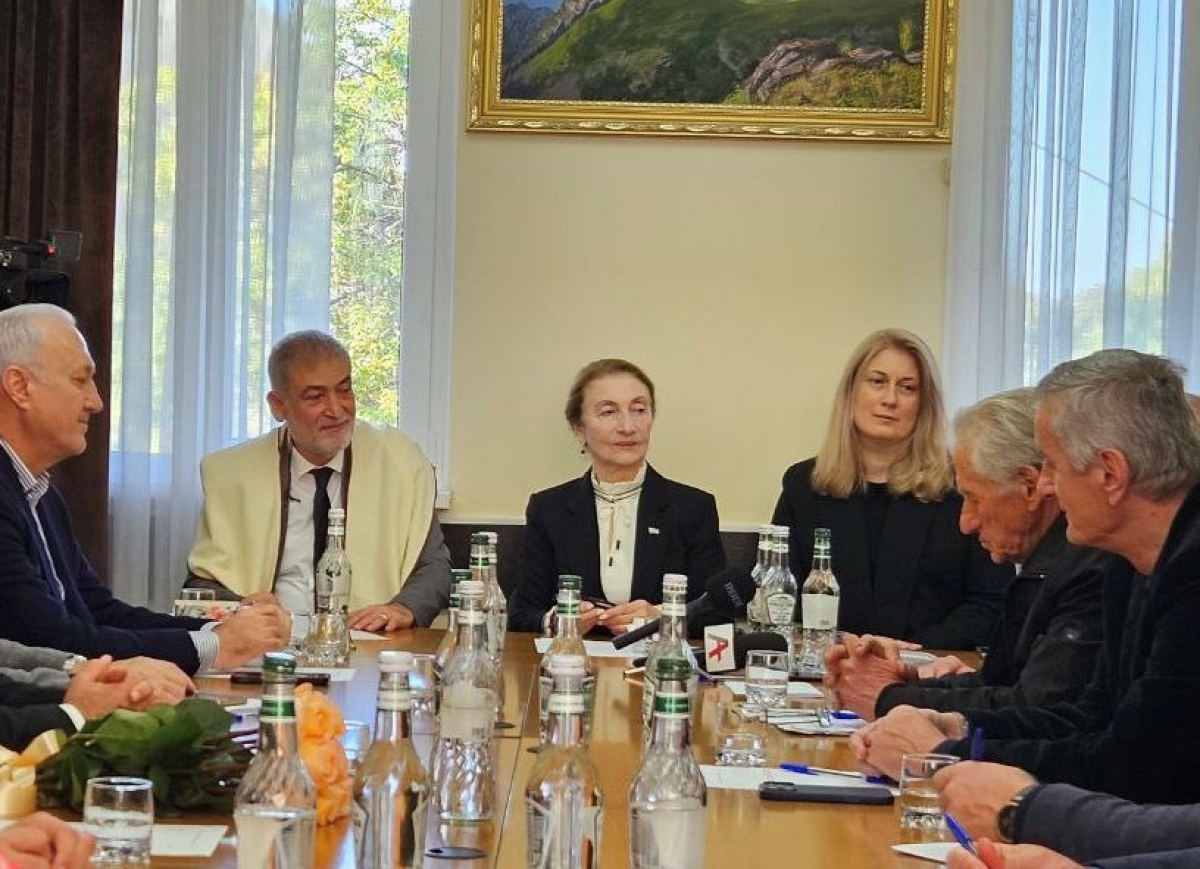 Первый визит в новой должности –  на историческую Родину