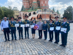 Дипломы вручены