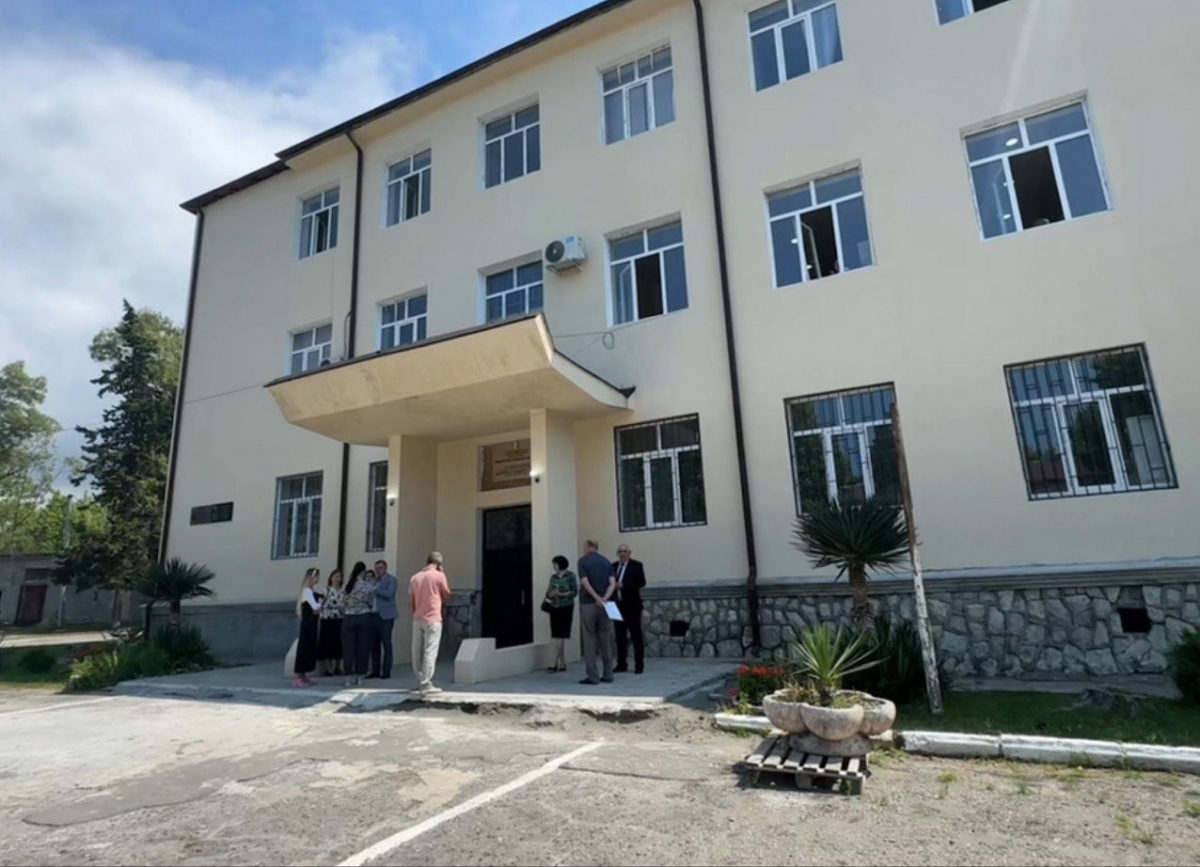 Бадра Гунба посетил эшерскую школу, которая носит имя Владислава Ардзинба