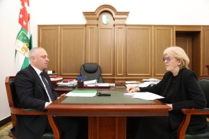 Бадра Гунба: &quot;Все острые проблемы, которые существуют в нашей стране, можно назвать приоритетными&quot;