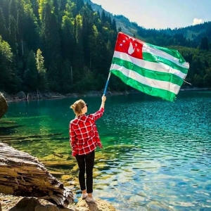 «Абхазия может стать кавказской Швейцарией»