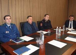 В Генпрокуратуре обсудили меры по борьбе с незаконным оборотом оружия