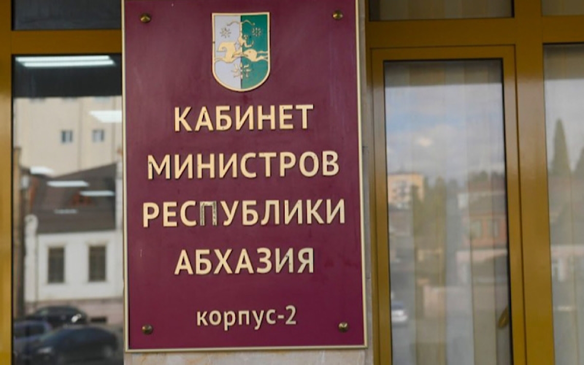 Для решения задач предстоит добиться значительного ускорения в экономике